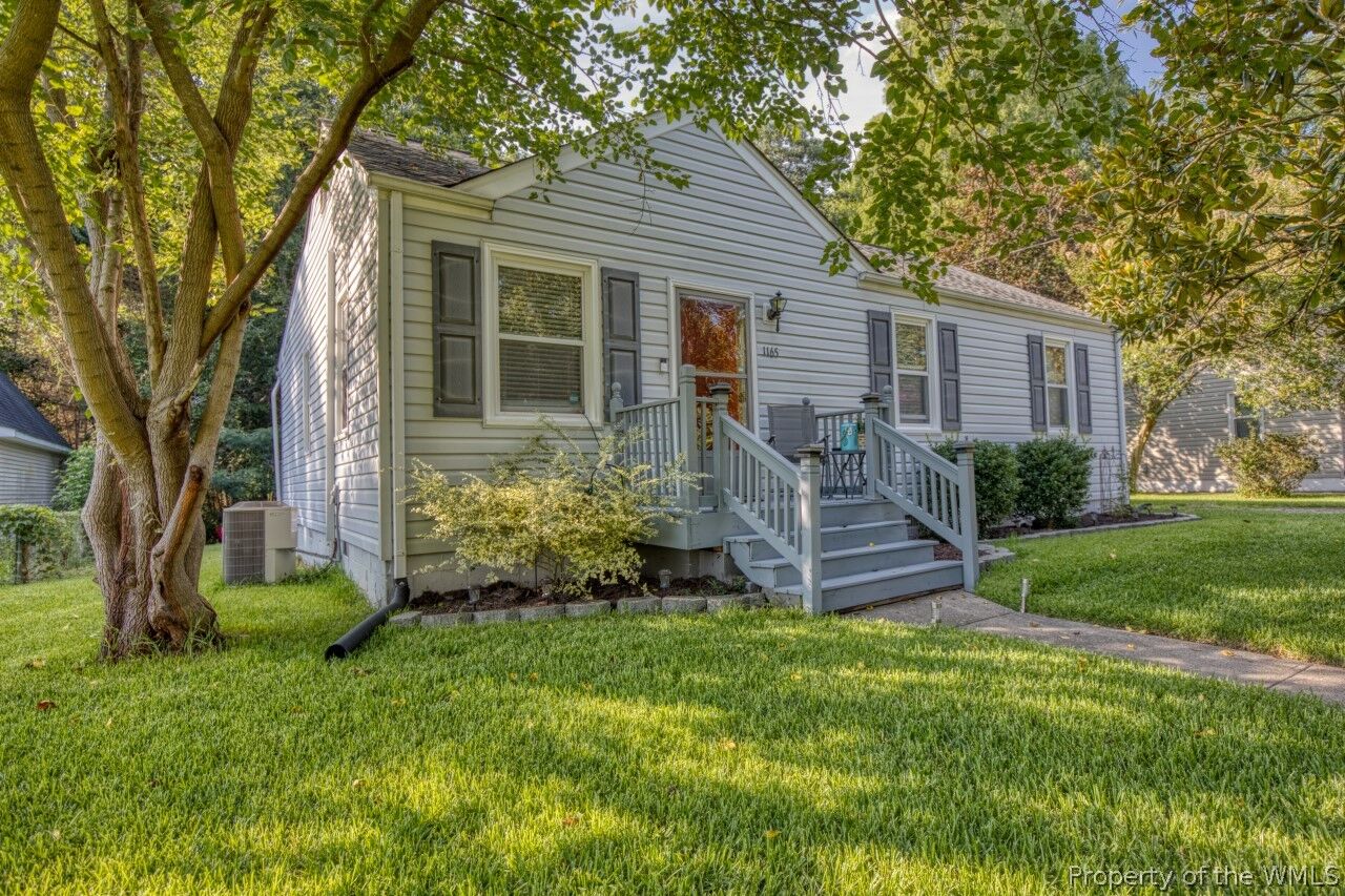 Property Photo:  1165 Duncan Drive  VA 23185 