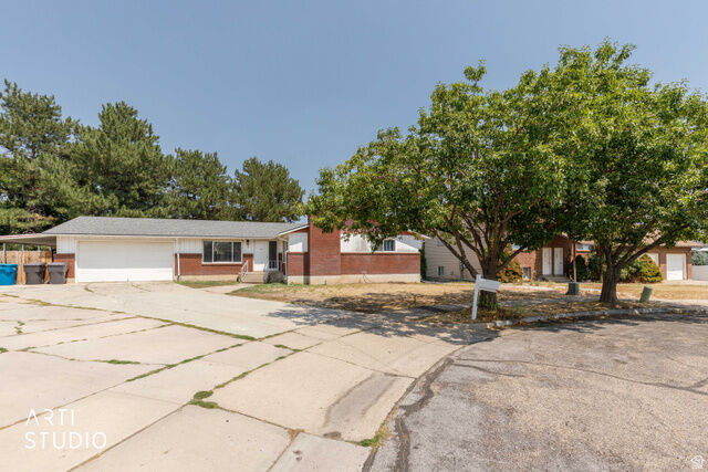 Property Photo:  1058 W 4550 S  UT 84405 