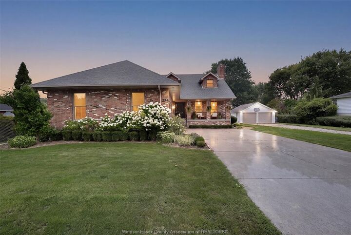 Property Photo: 814 Lacasse ON N8N 2C5
