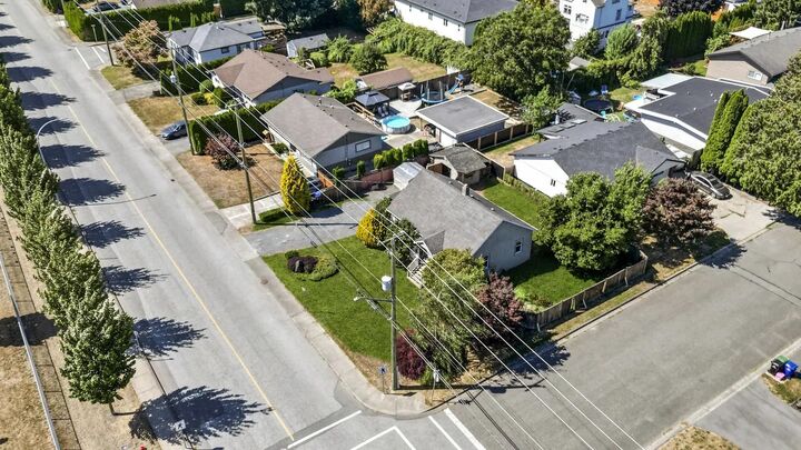 Property Photo: 46347 Portage Avenue BC V2P 3E8