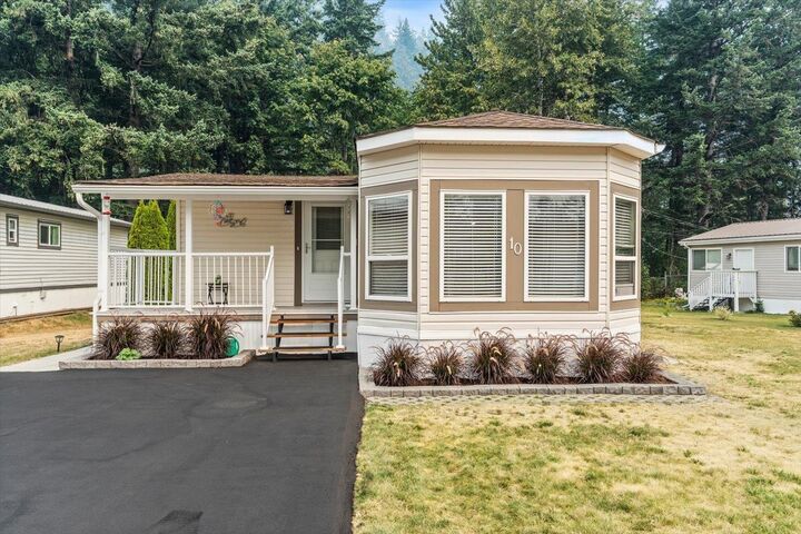 65367 Kawkawa Lake Road 10 — photo 1