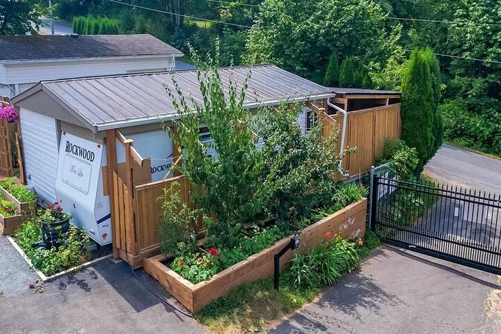 1436 Frost Road 158 — photo 1