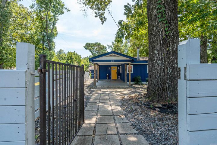Property Photo:  241 Bayou Point  AR 71913 