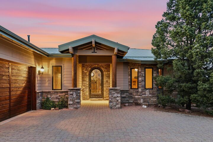 Property Photo:  414 S Whisper Ridge Lane  AZ 85541 