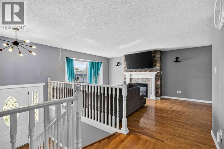 Property Photo:  189 Ball Place  AB T9K 2A6 
