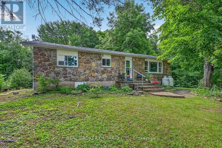 Property Photo: 5397 Roger Stevens Drive ON K7A 4S6