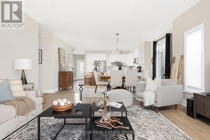14 Charles Morley Boulevard — photo 1