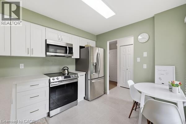 15 Green Valley Drive 41 — photo 1