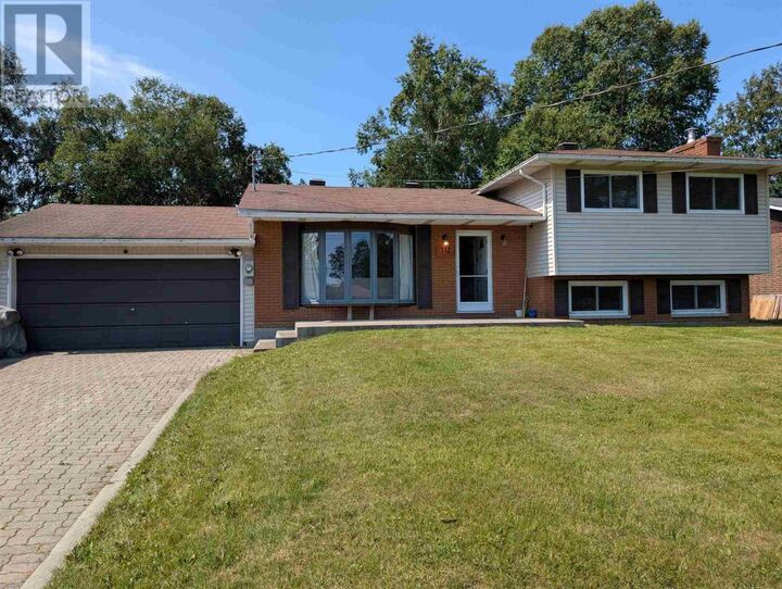 Property Photo:  112 Superior Ave  ON P0S 1K0 