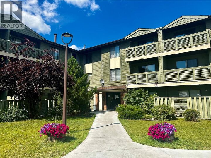 Property Photo:  185 Chamberlain Crescent 309  BC V0C 2W0 