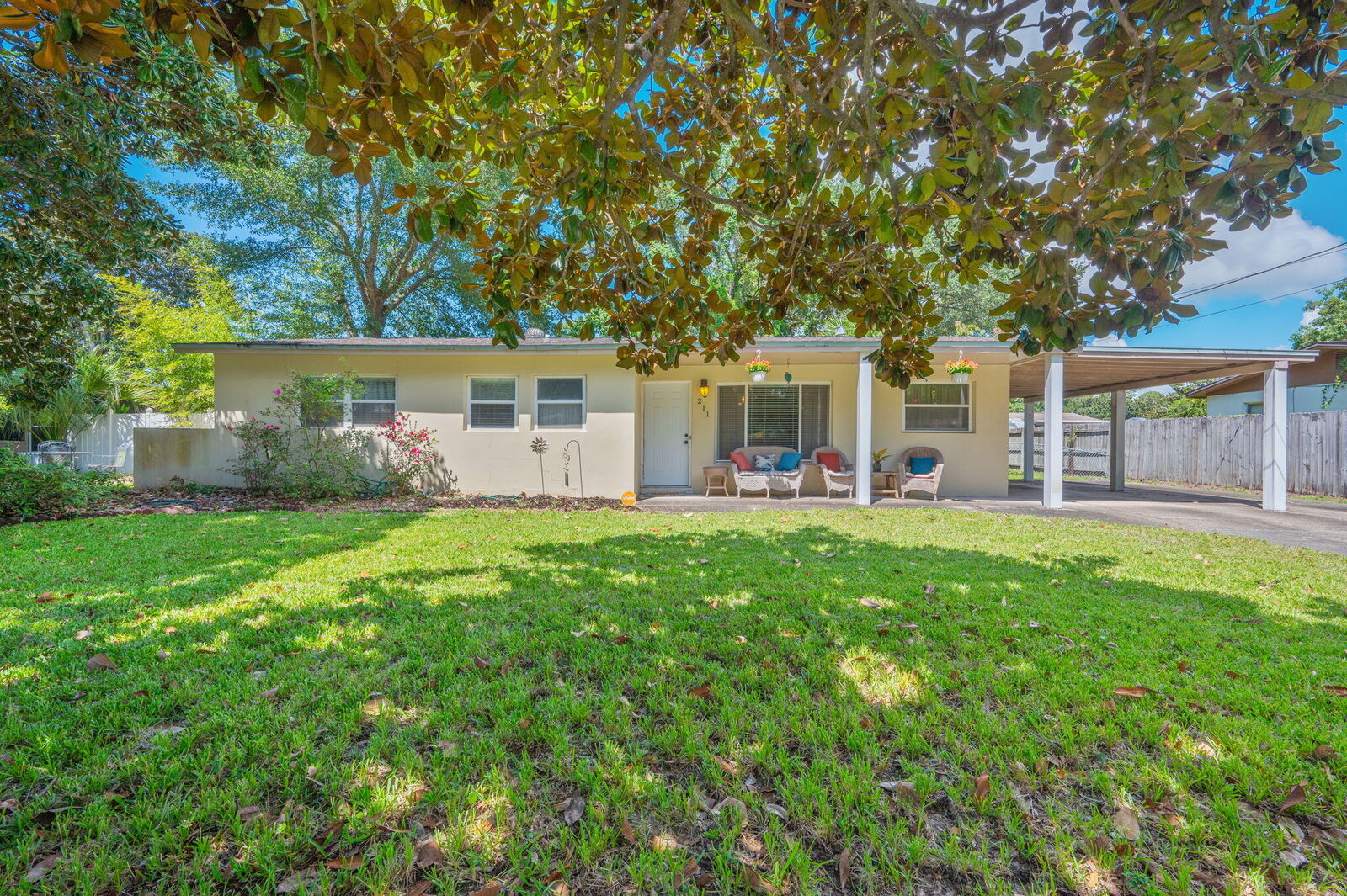 Property Photo:  211 Anderson Drive  FL 32569 