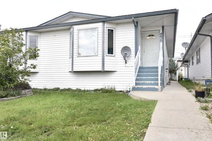 4820 49 Avenue — photo 1