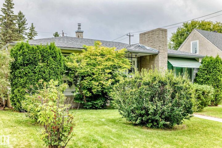 Property Photo: 12720 120 Avenue NW AB T5L 2R1