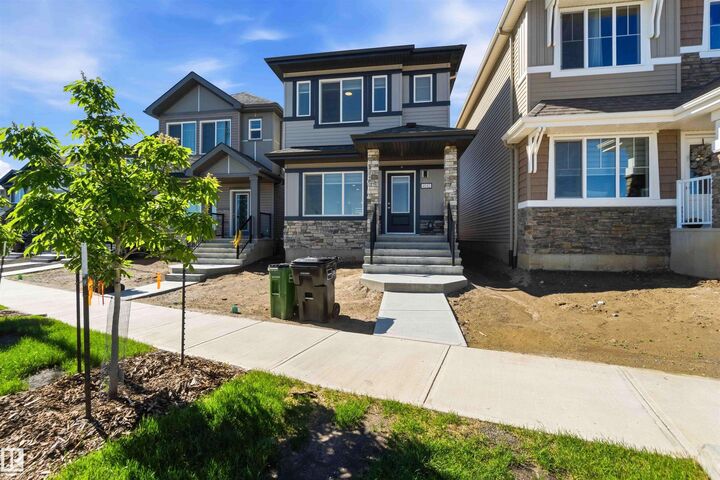 Property Photo:  4582 Warbler Loop NW  AB T3N 1R5 