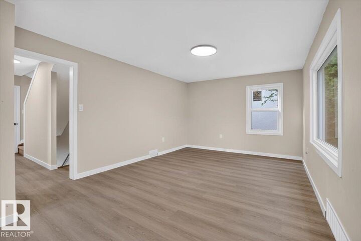 Property Photo: 11645 90 Street NW AB T5B 3Y3