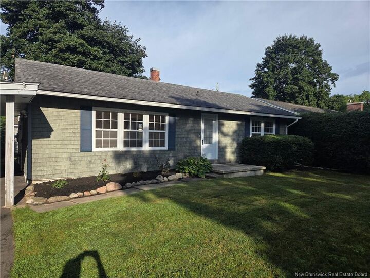 Photo de la propriété: 15 Sherwood Court NB E3B 2P5