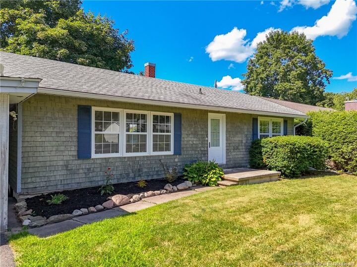 Property Photo:  15 Sherwood Court  NB E3B 2P5 
