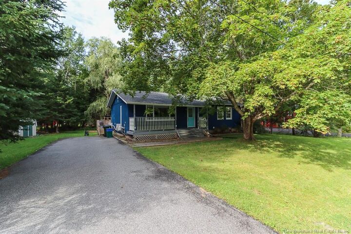 Property Photo:  3 Parkwood Drive  NB E2E 1P4 