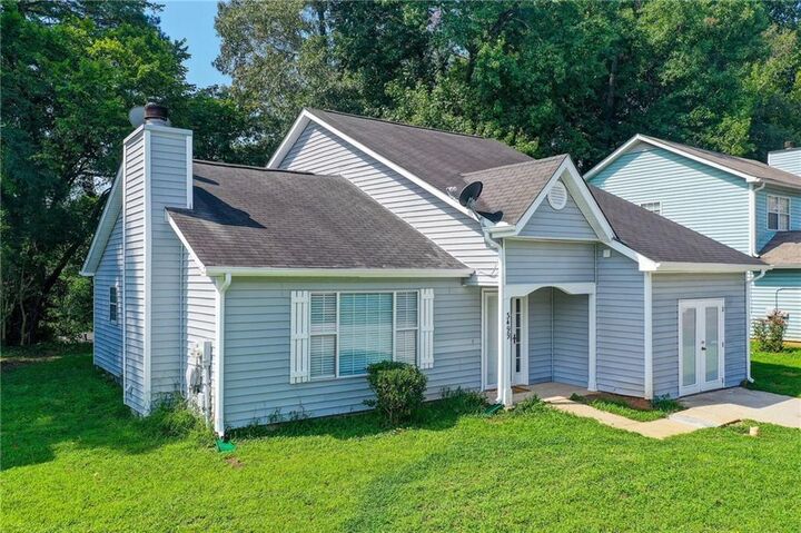 Property Photo: 3499 Sweetgum Lane GA 30032