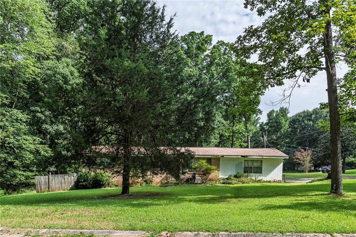 Property Photo:  5000 Paris Avenue  GA 30127 