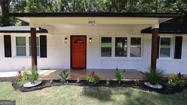 Property Photo:  6815 Florence Drive  GA 30122 