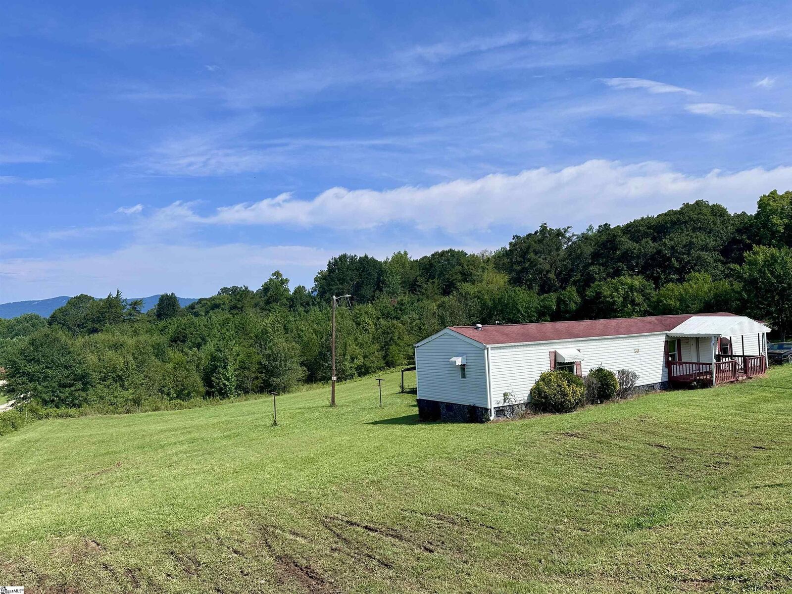 Property Photo: 4569 N Highway 14 SC 29651