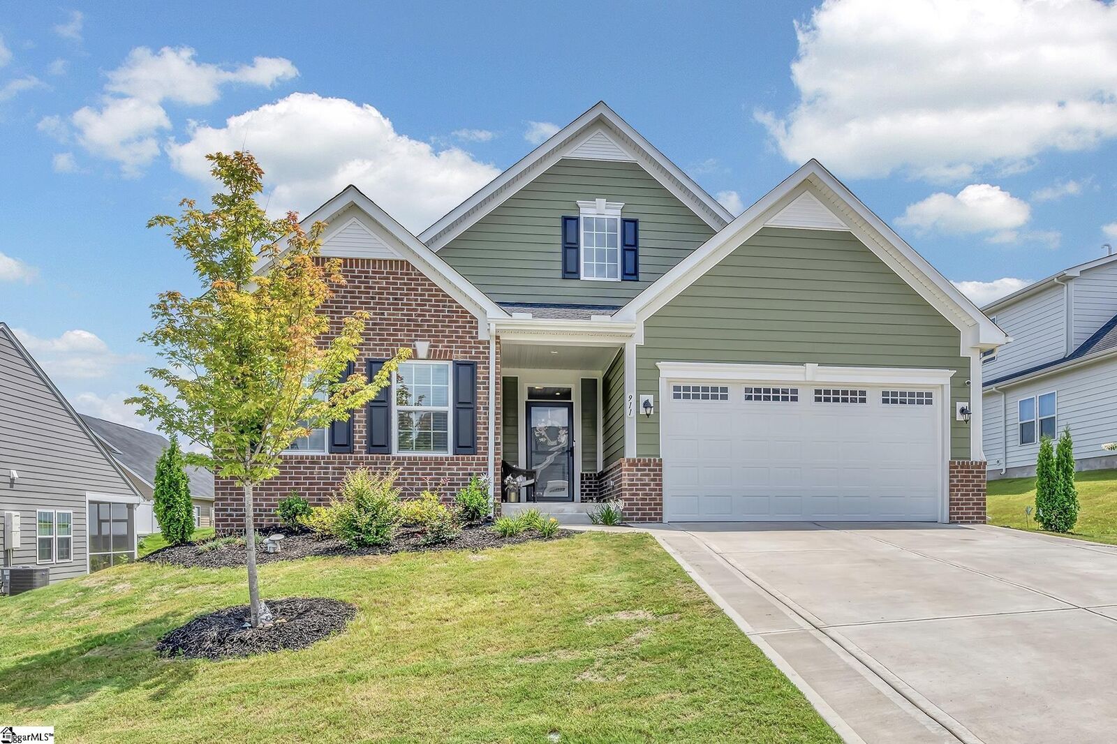 Property Photo:  911 Bernstein Avenue  SC 29307 