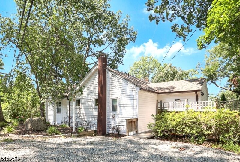 Property Photo:  74 Leather Stocking Path  NJ 07035 