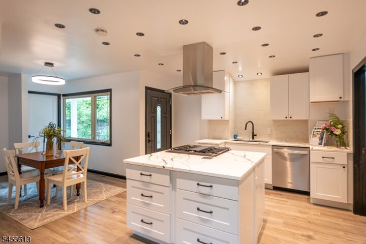 Property Photo:  15 Apache Trl  NJ 07866 