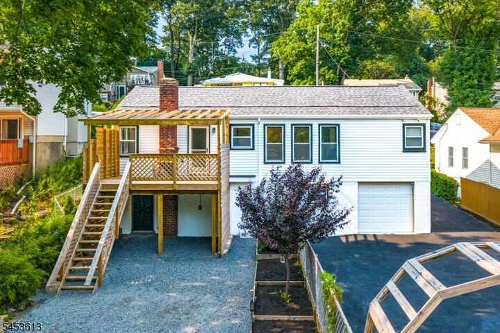 Property Photo:  15 Apache Trl  NJ 07866 