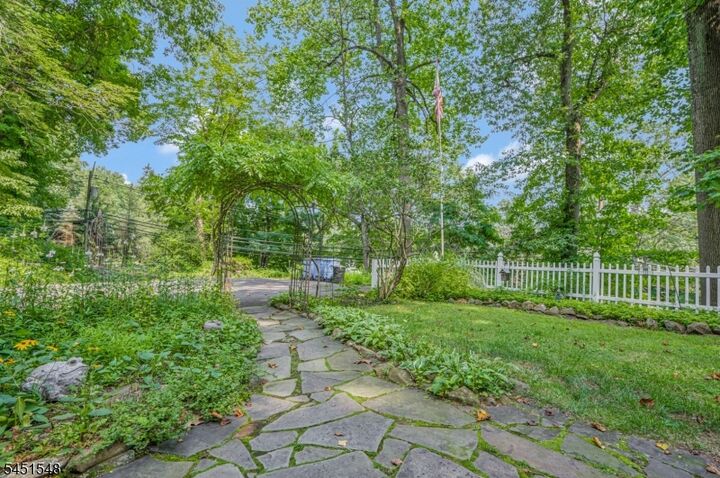 Property Photo: 173 Hillcrest Rd NJ 07069