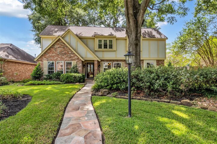 Property Photo: 18019 Shadow Valley Drive TX 77379