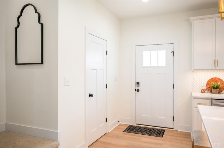 Property Photo:  556 Leesville Road  VA 24502 