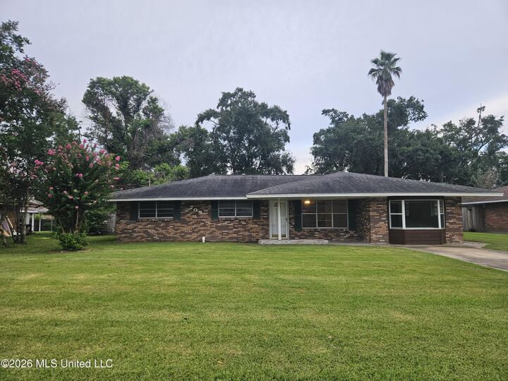 Property Photo: 705 S Forest Avenue MS 39560
