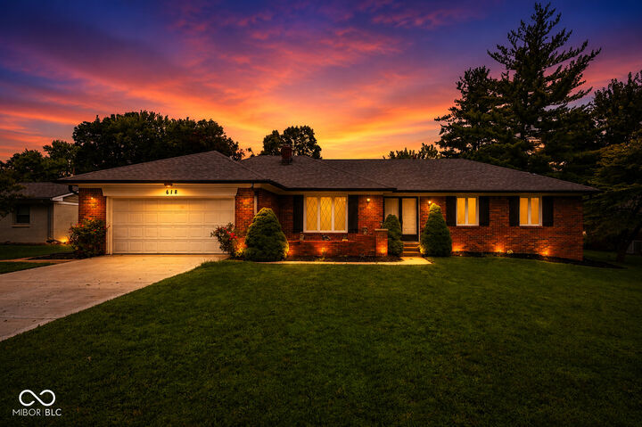 Property Photo:  618 Brookview Drive  IN 46142 