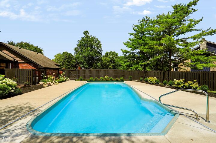 Property Photo: 1210 Governors Lane IN 46077