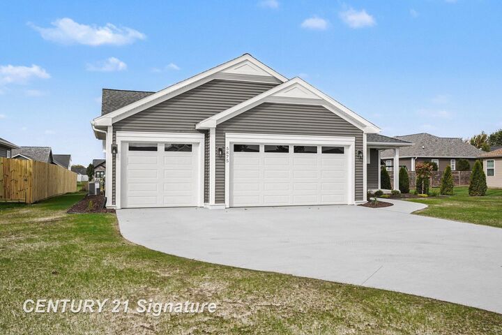 Property Photo:  5875 Diamond Meadows Lane  MI 48623 