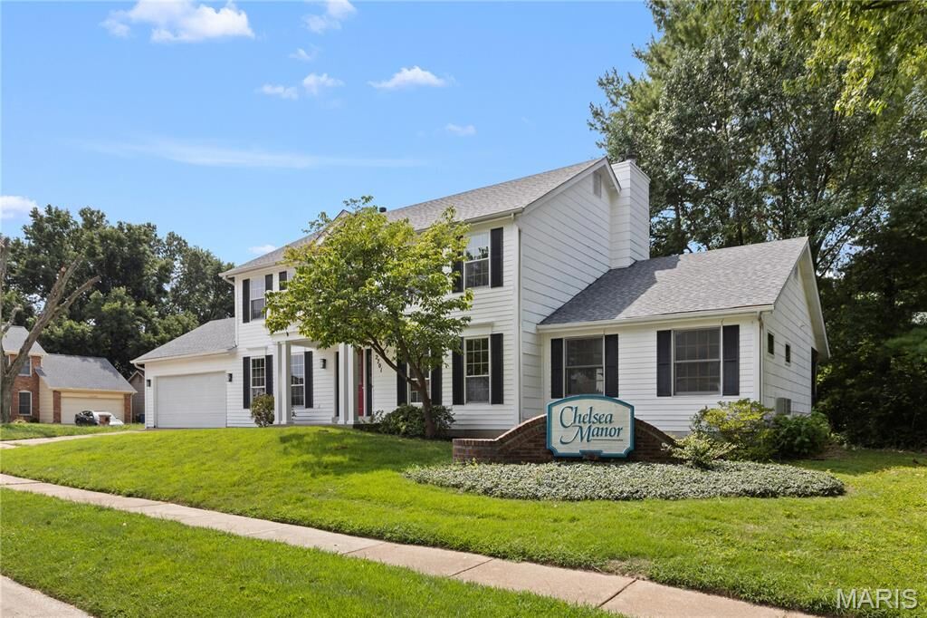 Property Photo:  2701 Wellington Drive  MO 63033 