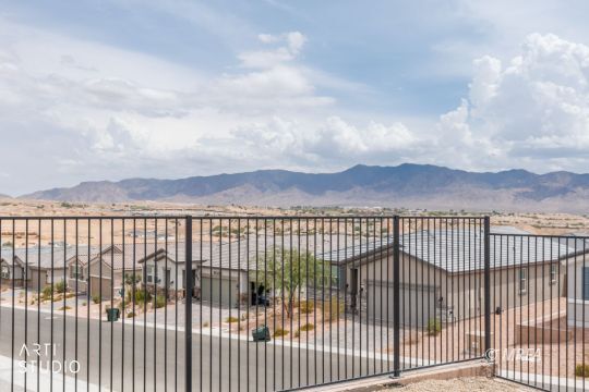Property Photo:  1460 Ridgemont Lane  NV 89027 