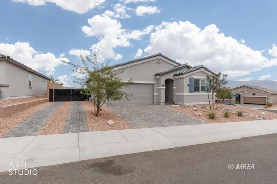 Property Photo:  1460 Ridgemont Lane  NV 89027 