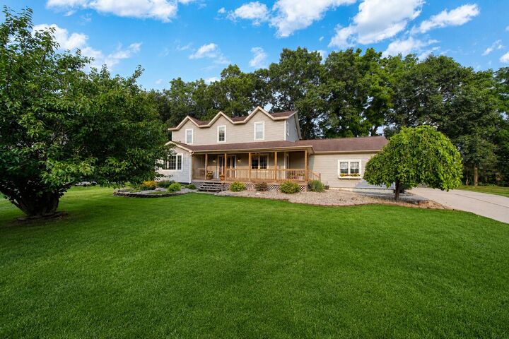 Property Photo:  4211 Aspen Way  MI 49201 