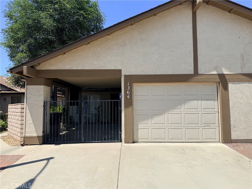 Property Photo:  1364 Sierra Seneca Drive  CA 92583 