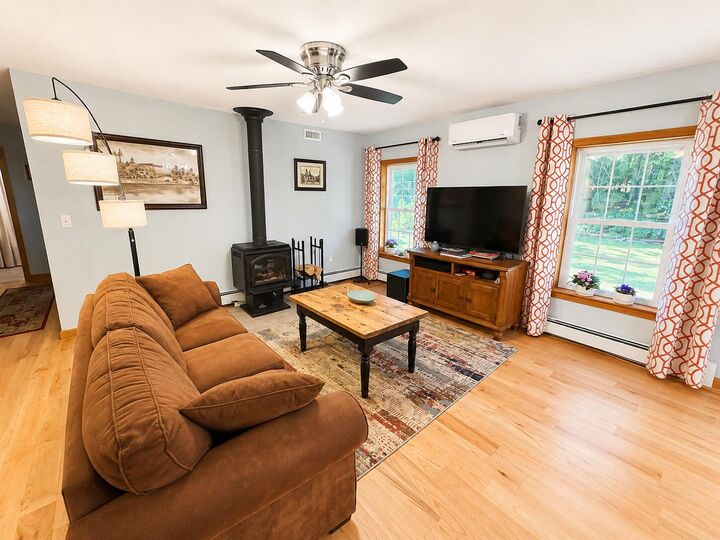 Property Photo:  866 Greenbush Road  ME 04435 