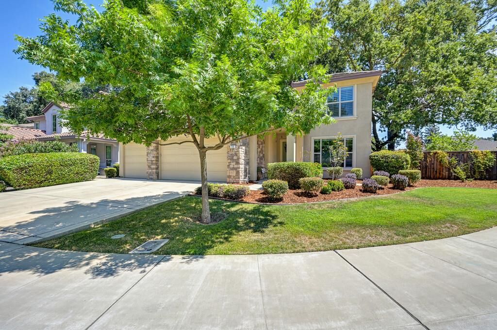 Property Photo:  18 Triumph Court  CA 95831 