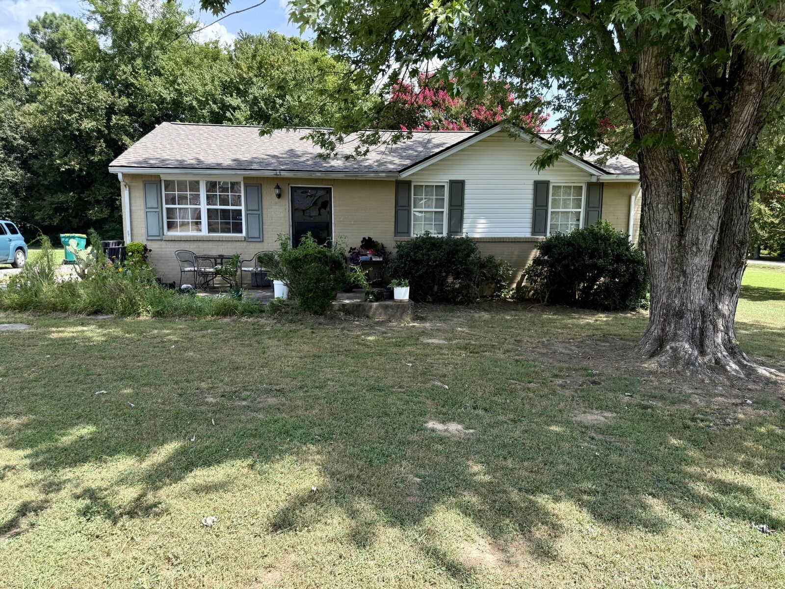 Property Photo: 265 Freeman Dr TN 37091