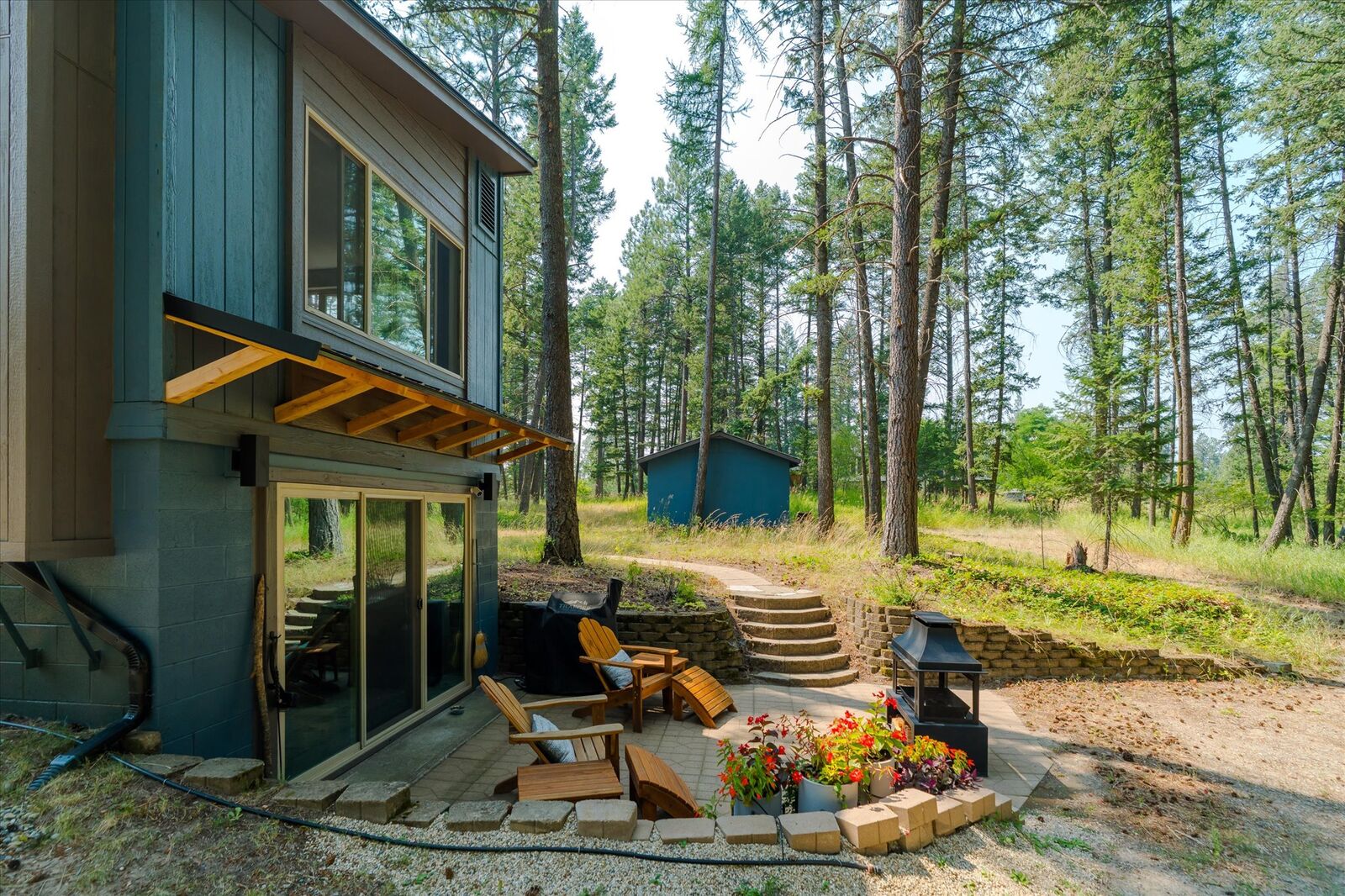 Property Photo:  185 Elk Park Road  MT 59912 