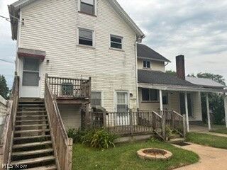 Property Photo: 429 Columbia Street OH 44431