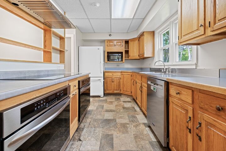 Property Photo:  1 Prospect Street  NH 03755 