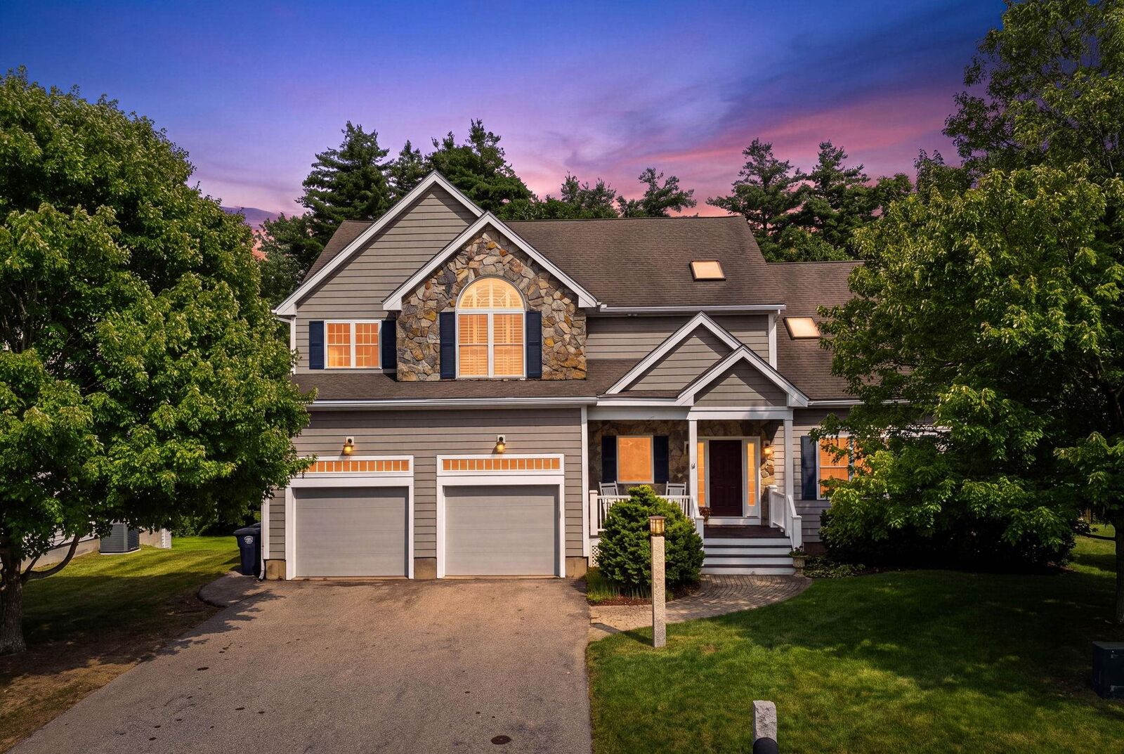 Property Photo:  21 Daylily Drive  NH 03062 