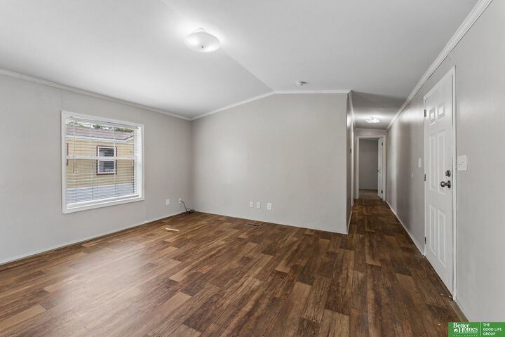 Property Photo: 1075 W 8th Street 19 NE 68649